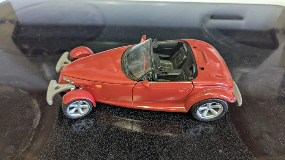 Anson Red Plymouth Prowler Mopar 1:18 Scale Diecast Car Hot Rod Street Rod - Image 2 of 4