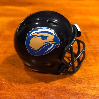 division 2 football helmets Vicis Zero2 Please note As the CFB season gets
