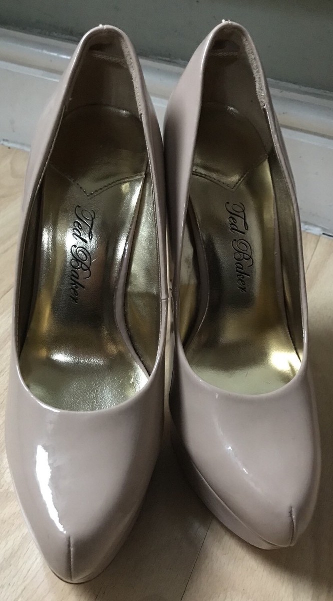Escarpins Ted Baker Nude - Taille UK 4 - Talons Hauts Vernis - Occasion - Voir Photos