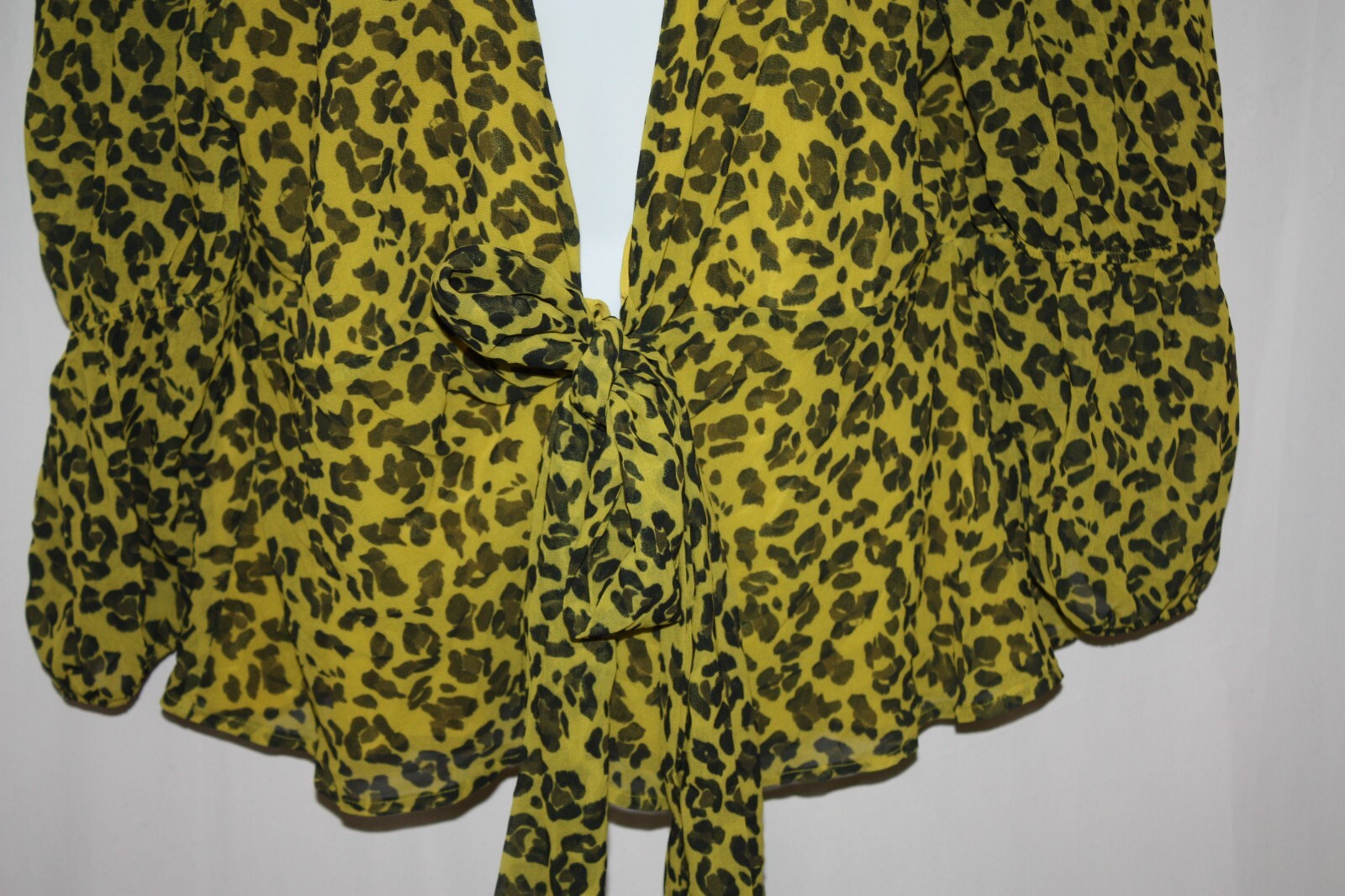 New York & Company Blouse Womens L Leopard-Print Puff-Sleeve Punk Retro Rock Y2K