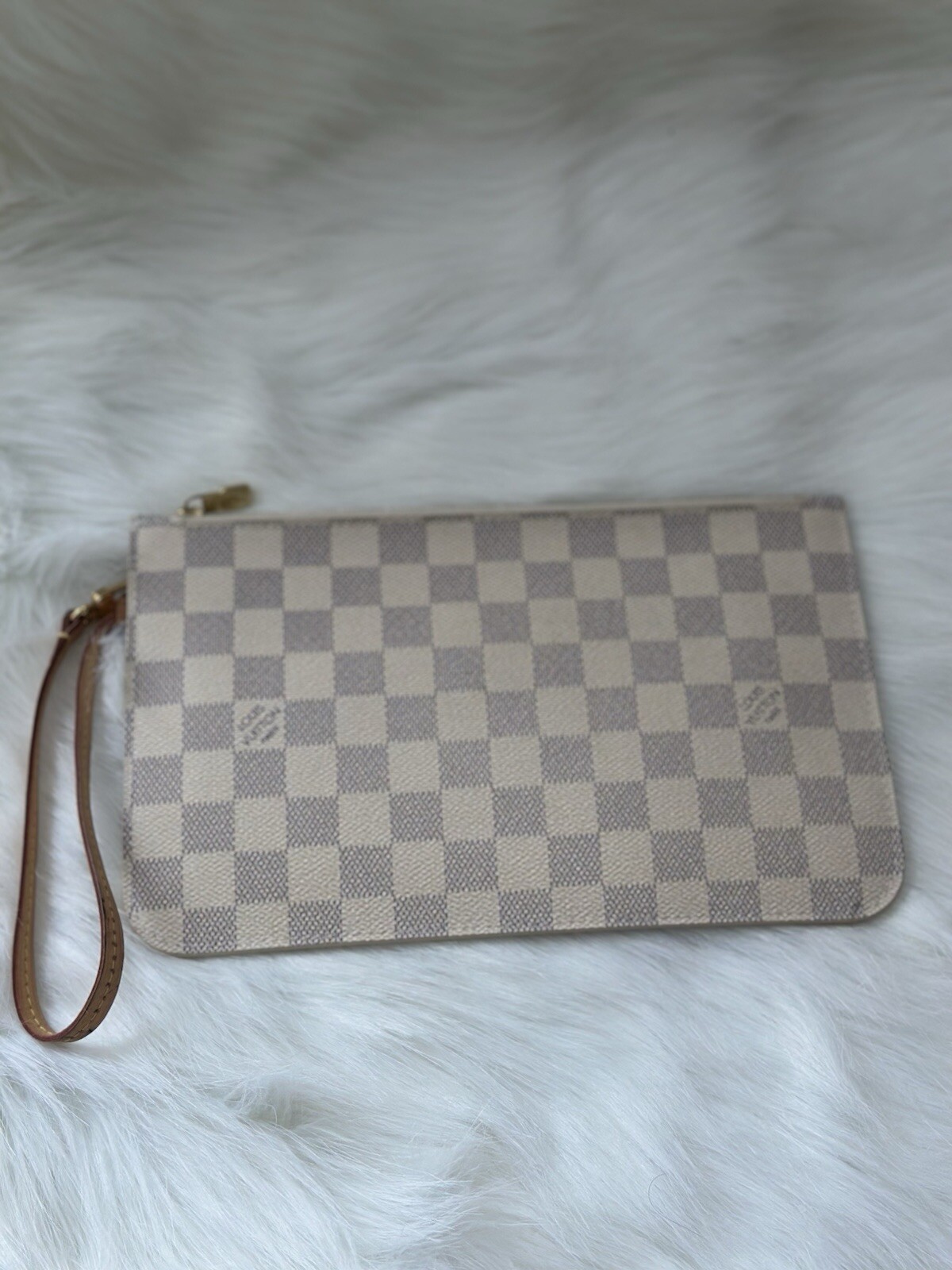 Louis Vuitton Neverfull MM - image 19