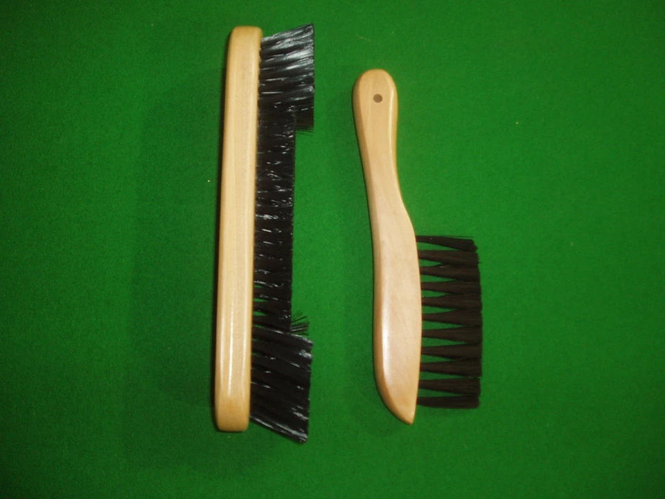 POOL / SNOOKER TABLE 2 BRUSH RAIL AND BED - Image 1 of 1