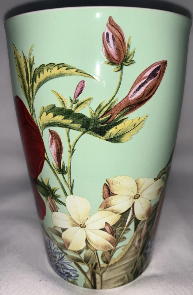 Tapa de taza Tea Forté Green Fleur Kati sin infusor 5,5" de alto Foto 2 de 4