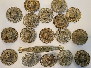 Vintage Filigree Gold And White Cabinet Drawer Pull Knob Ornate Set of 17