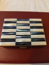 RARE 1950's Compact Ladies Music box w/Mother Of Pearl And Abalone Inlay Swiss