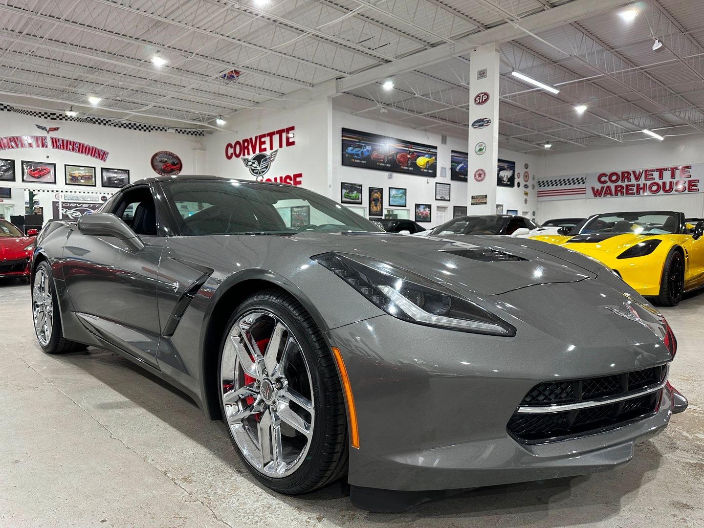 2016 Gray Chevrolet Corvette   | C7 Corvette Photo 6