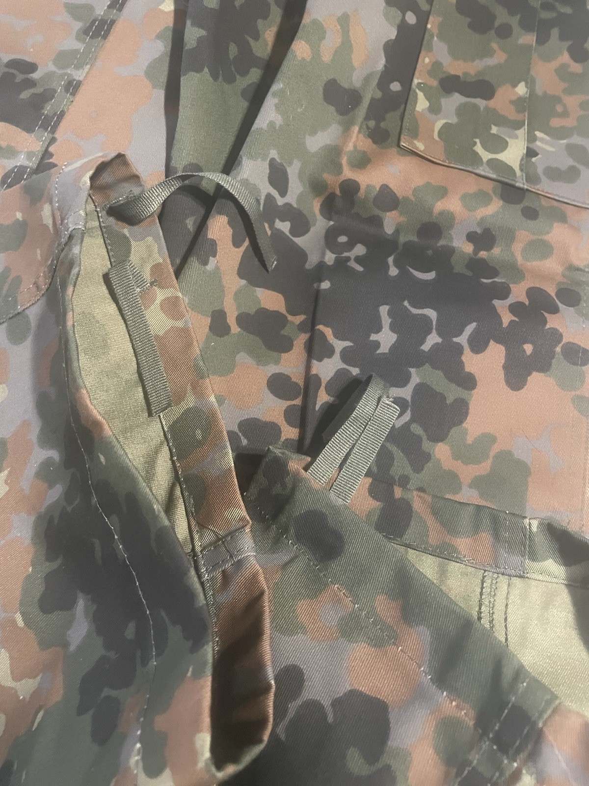 Mil-Tec Camouflage Cargo Pants Men's Size 5  XL NWT