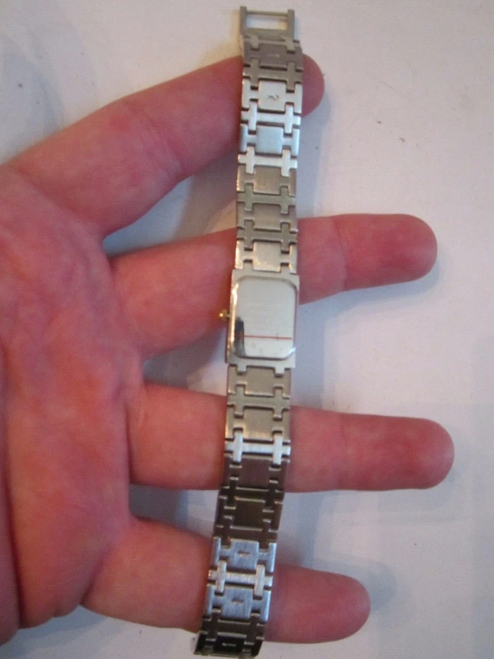 PIERRE CARDIN QUARTZ WATCH - DIAMOND BEZEL - PCD-4000TS -  TUB BBA10 - Image 4 of 4