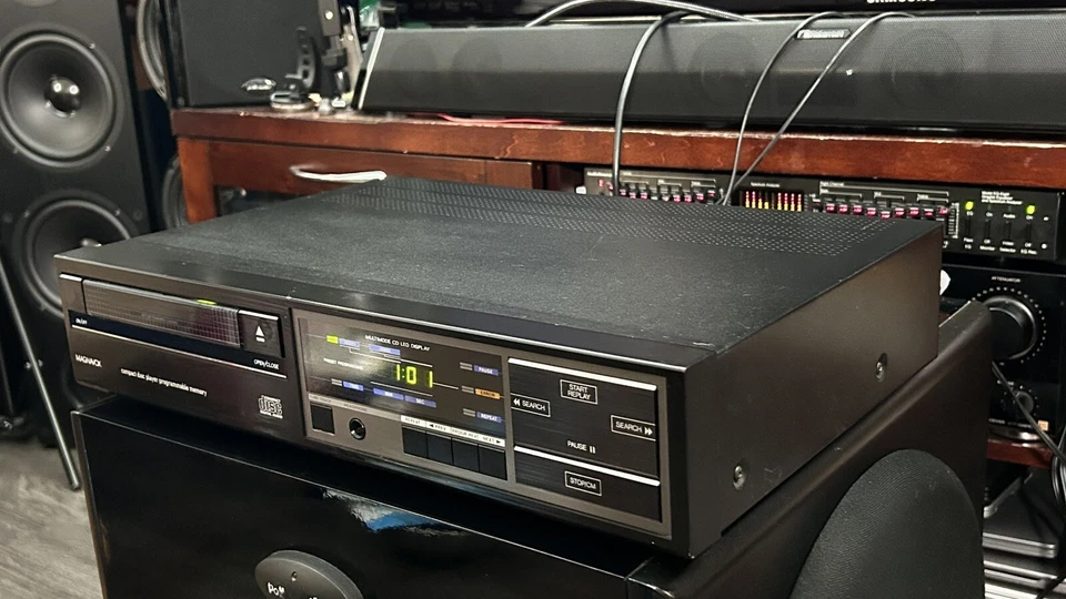 Reproductor de CD Magnavox FD2041 BK 1986 hecho en Bélgica Foto 4 de 4