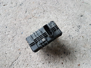 BMW 3er F30 F31 F34 N47 Laderdrucksteller Steuergerät Turbolader 8519475 8519476