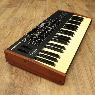 Dave Smith Instruments Mopho X4 4-Voice Analog Synthesizer Prophet