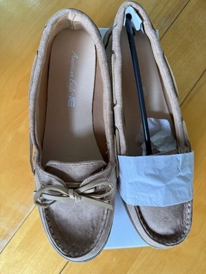 American Eagle Women s 8 Tan Moccasin Loafer Slip On Shoe New With Box Vntg.