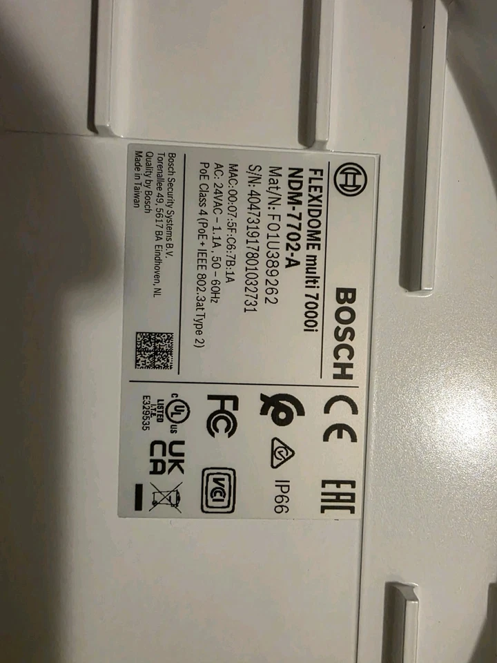 Bosch Flexidome multi 7000i IR NDM—7702-AL Domo fijo 12 MP 3,7 mm - 7,7 mm IP66 Foto 4 de 4