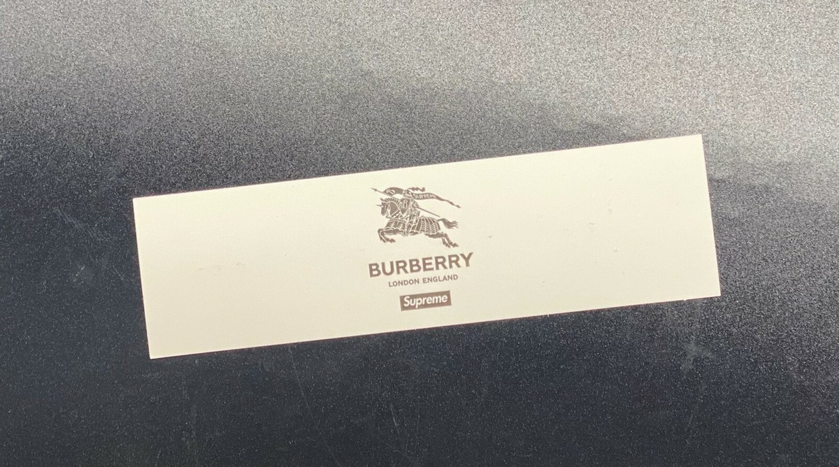 SUPREME x BURBERRY BOX LOGO STICKER - SS22 - DUSTY PINK