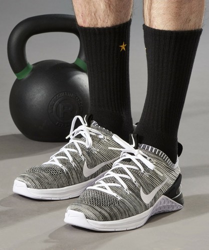 Calcetines Yo Sox Crew Para Hombre Negros Lift It Like A Rockstar Se Adaptan Zapato Talla 7-12 - Imagen 4 de 5