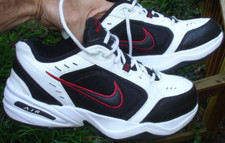 white black red NIKE Air Monarch Men 8 basketball sneaker sport shoes 416355-101