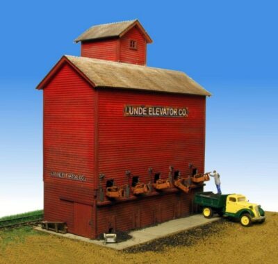 Monroe Models #2215 HO Scale Lunde Coal Elevator Wood Kit NIB