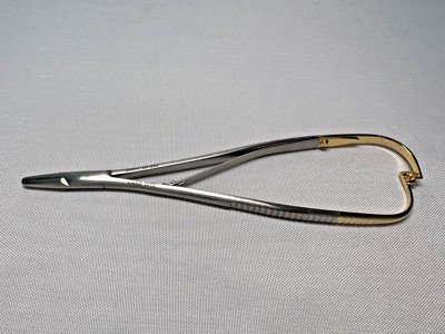 Jarit 121-220 Mathieu Needle Holder Carb-Bite, Serrated Jaws, Straight 8''