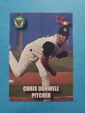 CHRIS DUNWELL 2004 MIDWEST LEAGUE MINOR LEAGUE BASEBALL CARD # 37 F8525