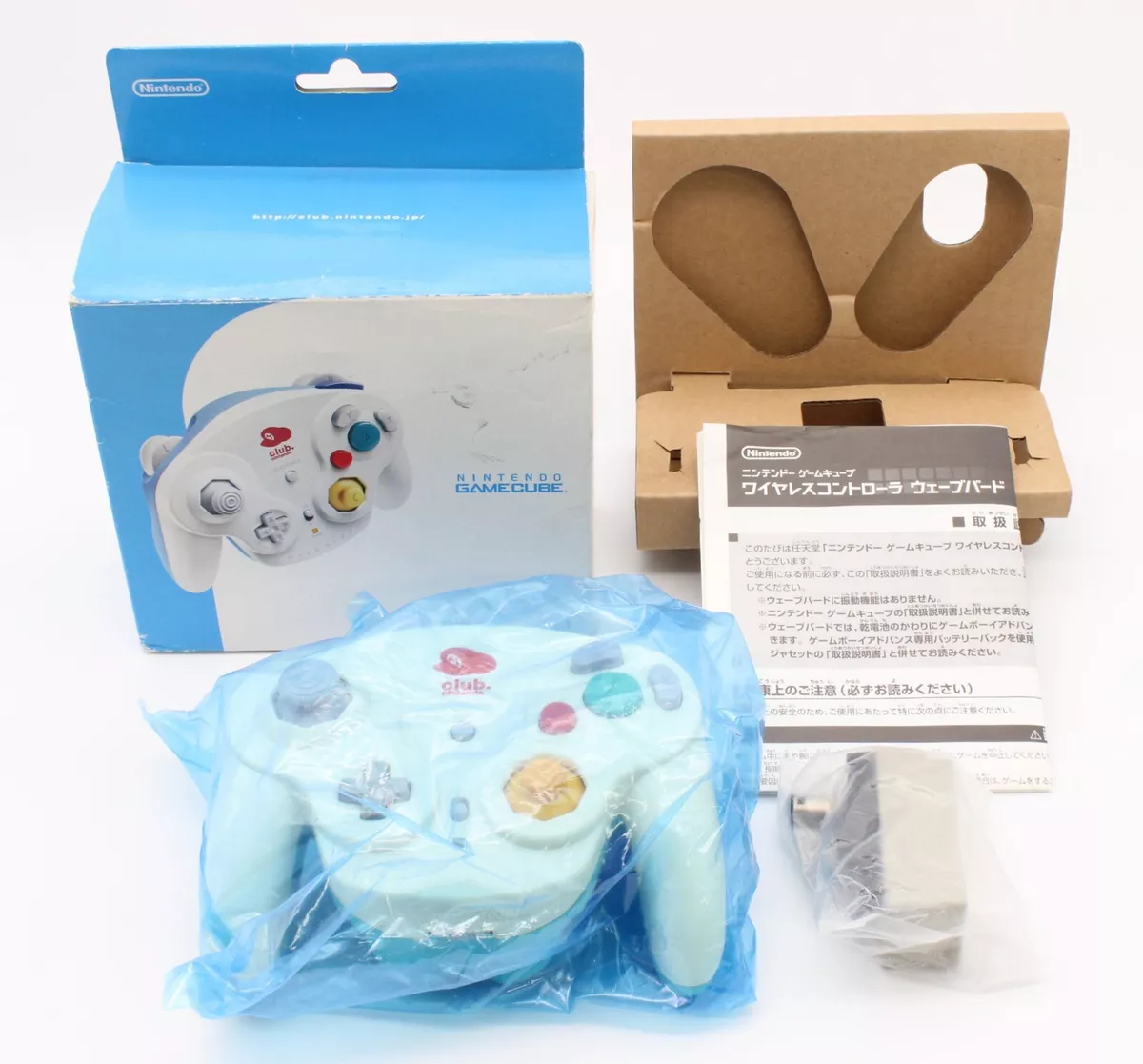 GameCube Wireless Controller Wavebird Club Nintendo White Blue Box