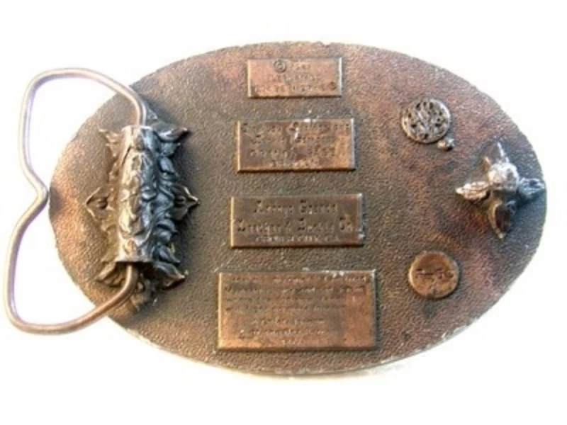 Hebilla de cinturón esmaltada vintage 1977 Siskiyou Chief Joseph of the Nez Perces Foto 2 de 2