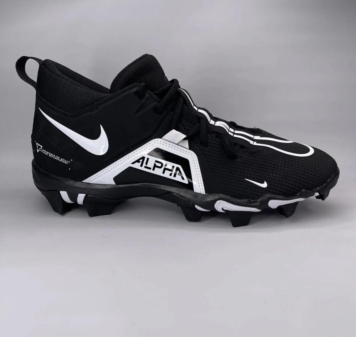 Nike alpha menace 2 shark black/white men's football cleat top
