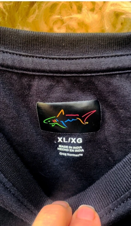 Camiseta Greg Norman Para Hombres Cuello Redondo Gráfico Tiburón Negra xL 24/28 Foto 4 de 4