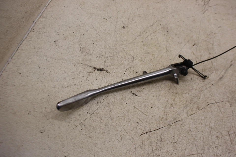 SUZUKI BOULEVARD INTRUDER 750 800 SAVAGE 650 SOPORTE SOPORTE LATERAL C39X Foto 2 de 4