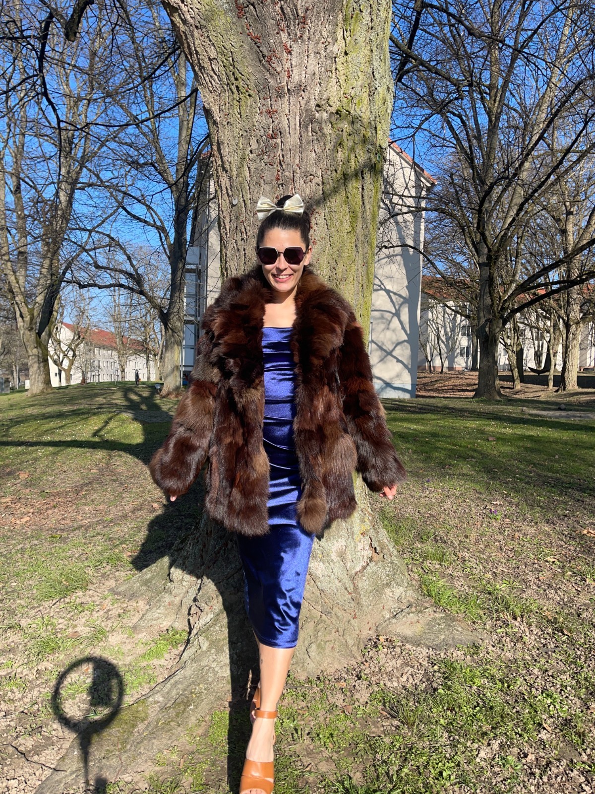 Multi-brown "Patch Work Design" Vintage Fur Coat - image 3