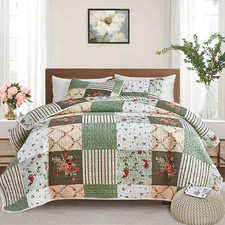 Patchwork Quilt Set Full/Queen Size, 3 Pieces Green Floral Plaid Summer Bedsprea