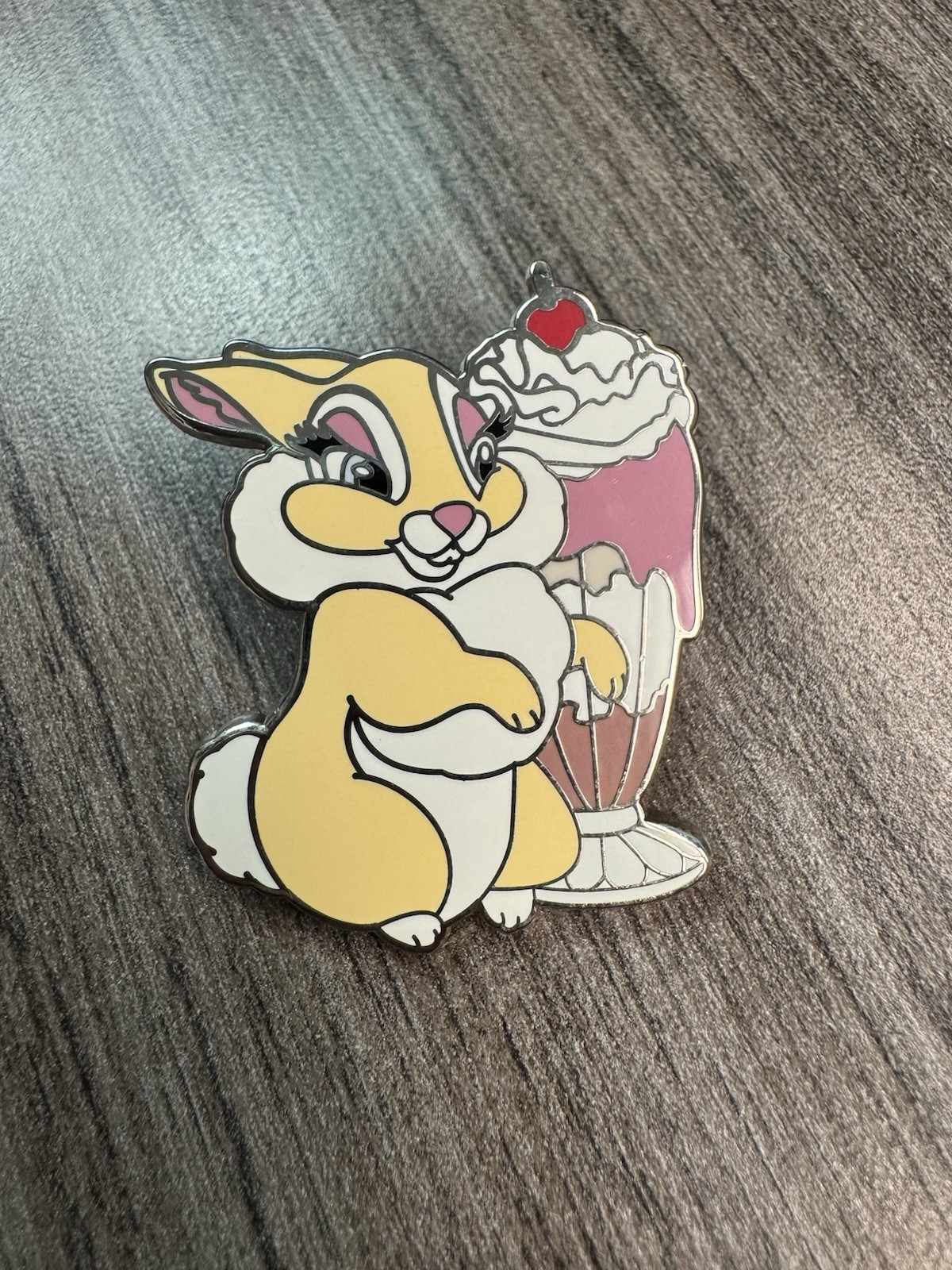 Disney DSSH DSF Miss Bunny Bambi Pin Traders Delight PTD Pin LE 300