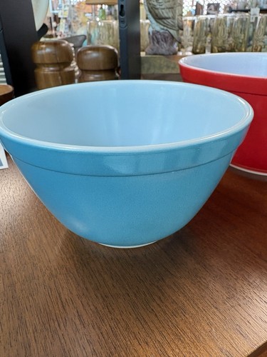 Pyrex Primary Colors Nesting Mixing Vintage Bowls Set of 4 - 401, 402, 403, 404 - Picture 6 of 15