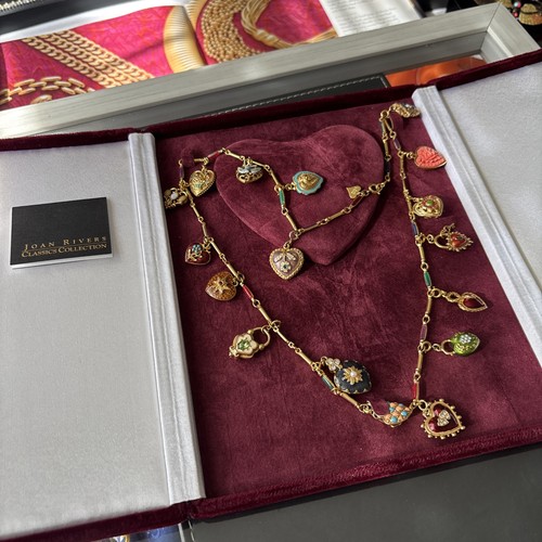 Joan Rivers Hearts and Flowers 26" Necklace 17 Charms BOX | eBay
