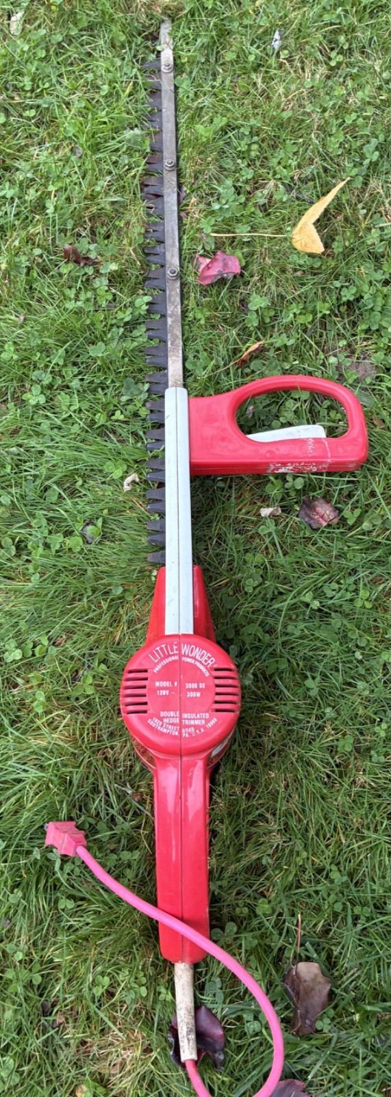 Little Wonder 30" Hedge Trimmer Model 3000 SE