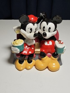 VNTG Disney Mickey and Minnie Mouse "At The Movies" Ceramic Figurine 4.5" Used