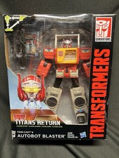 Transformers Generations Titans Return Twin Cast & Autobot Blaster Leader Class