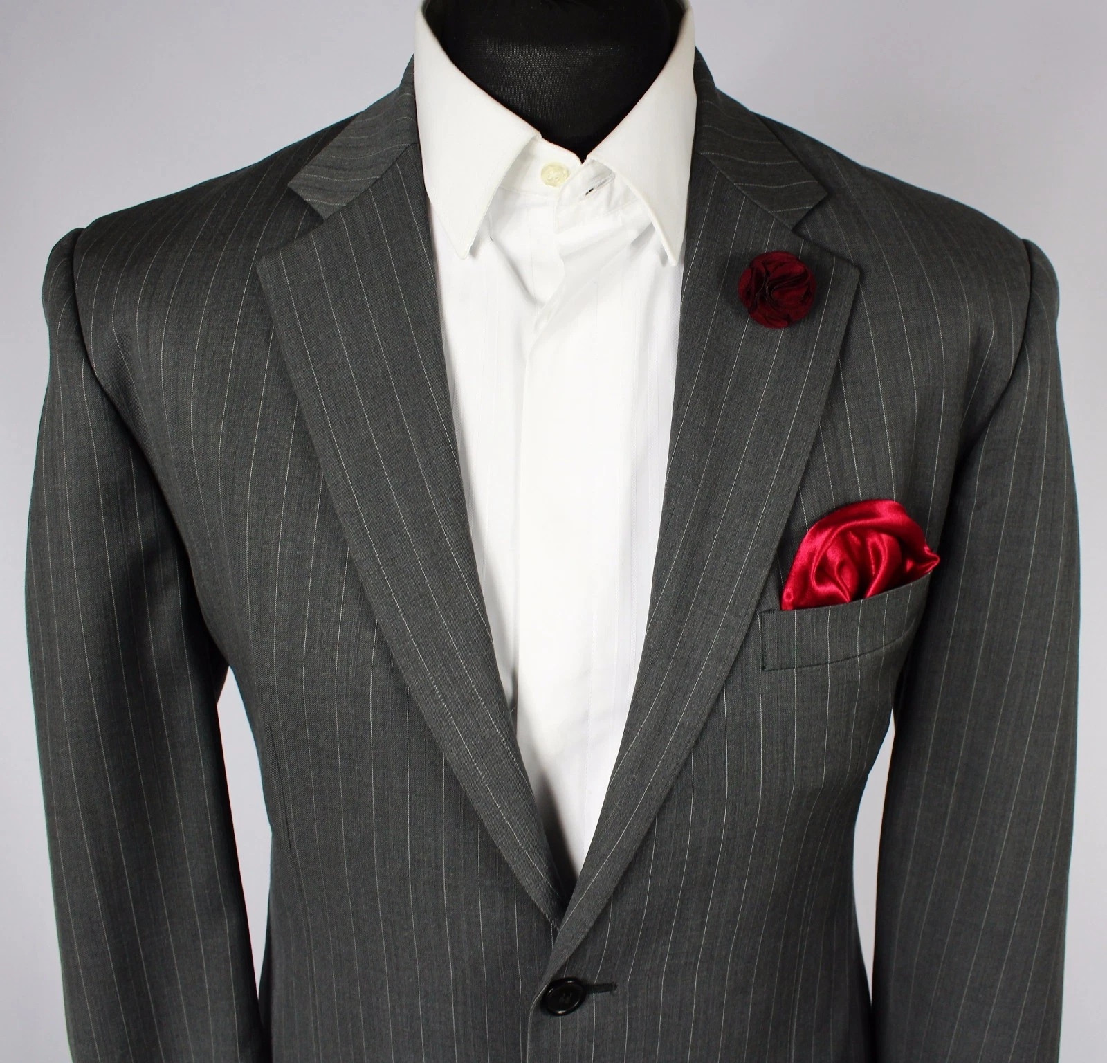 Kenneth Cole New York Grey Pinstripe Blazer Jacket 100% Wool Fabric 40R 234