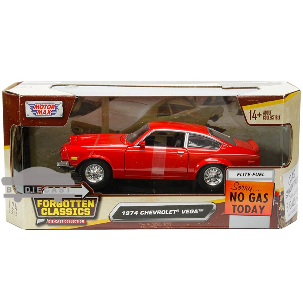 MOTORMAX FORGOTTEN CLASSICS 1974 CHEVROLET VEGA 1/24 DIECAST MODEL