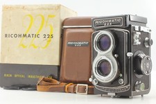   NEAR MINT w/Box  Ricoh Ricohmatic 225 TLR 6x6 Film Camera 80mm F3.5 From JAPAN