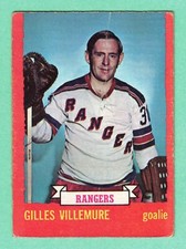 (1) GILLES VILLEMURE 1973-74 O-PEE-CHEE # 119 RANGERS GOALIE CREASED (I9901)