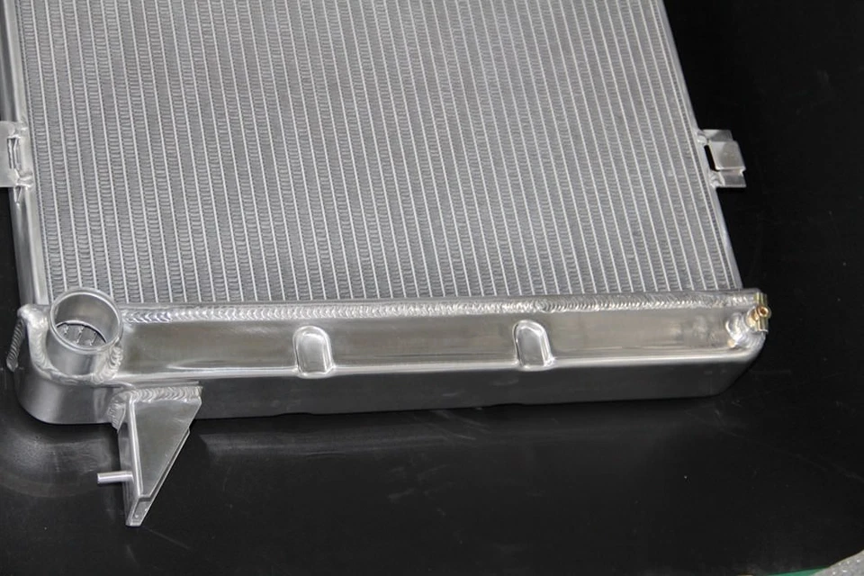 Radiador de 3 filas adecuado 1989-1993 1992 Dodge D250 W250 W350 Cummins 5,9 L Foto 3 de 4