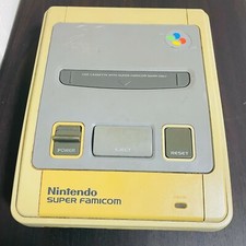 Ist-Zustand nur Konsole Nintendo Super Famicom Konsole für Teile oder funktio...