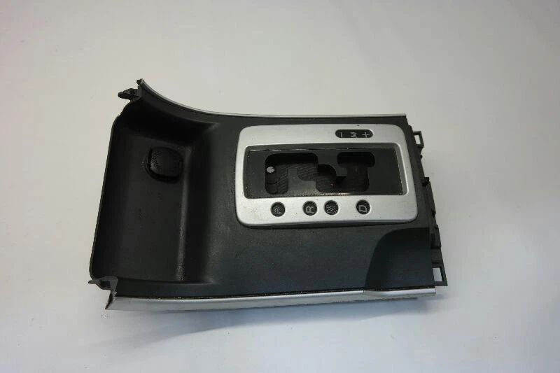 Borde de bisel de cambio Mazda 6 2006-2008  Foto 4 de 4