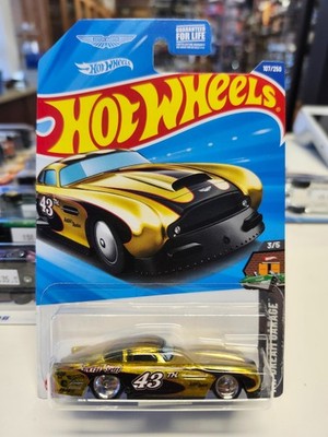 Hot Wheels Super Treasure Hunt 107/250 Aston Martin DB4GT High
