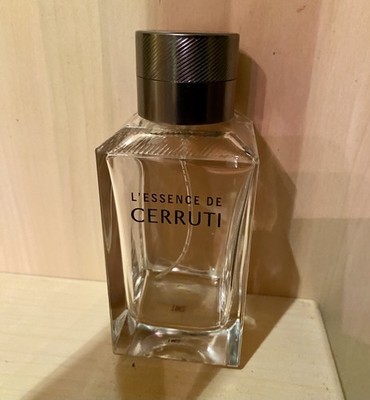 Leerer Parfüm Flakon f. Sammler L  Essence de Cerutti EDT LEER FLAKON 100ml rar 