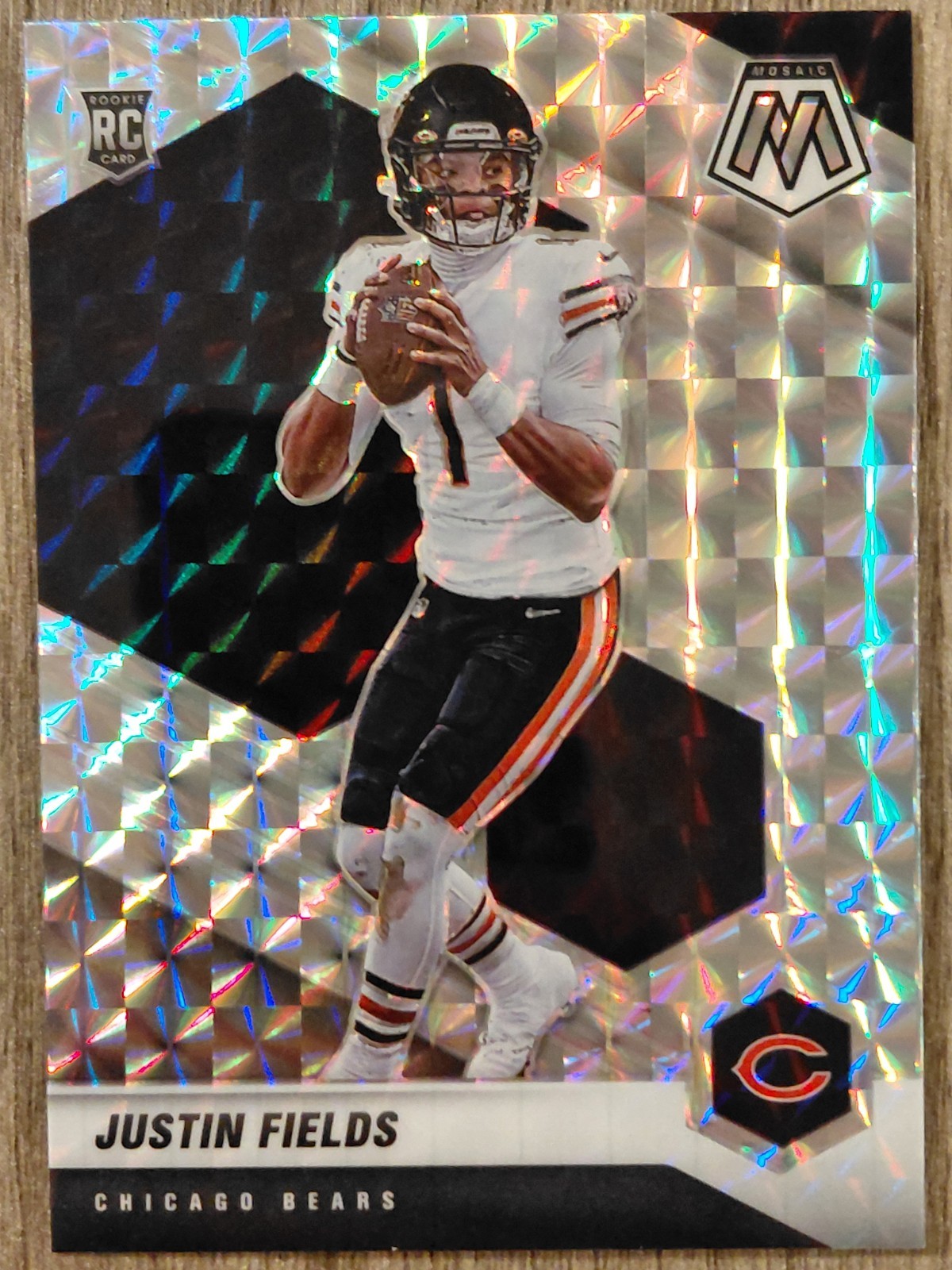 2021 Panini Mosaic Justin Fields RC Rookie Silver Mosaic Prizm #304