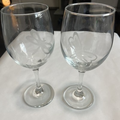2 Etched Dragonfly Wine Glasses 8.75  Goblet Drinkware Spring Garden Renewal  