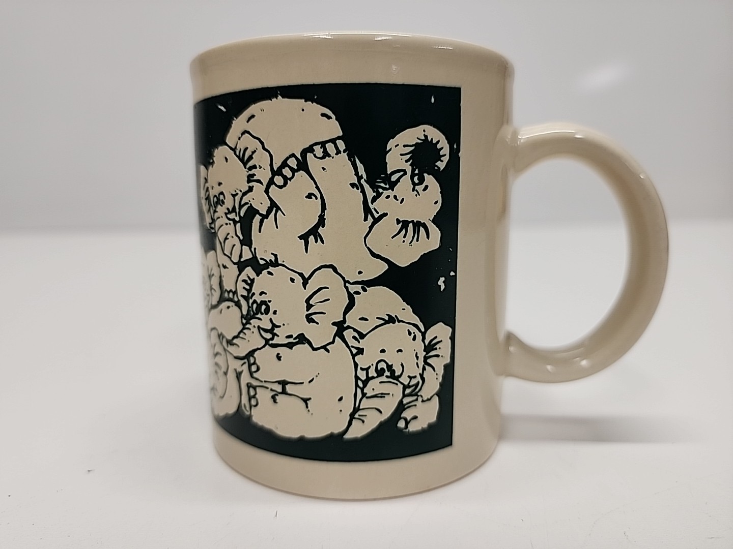 Vintage NAUGHTY ELEPHANTS Orgy Coffee Mug Off-white & Green  thumbnail 7