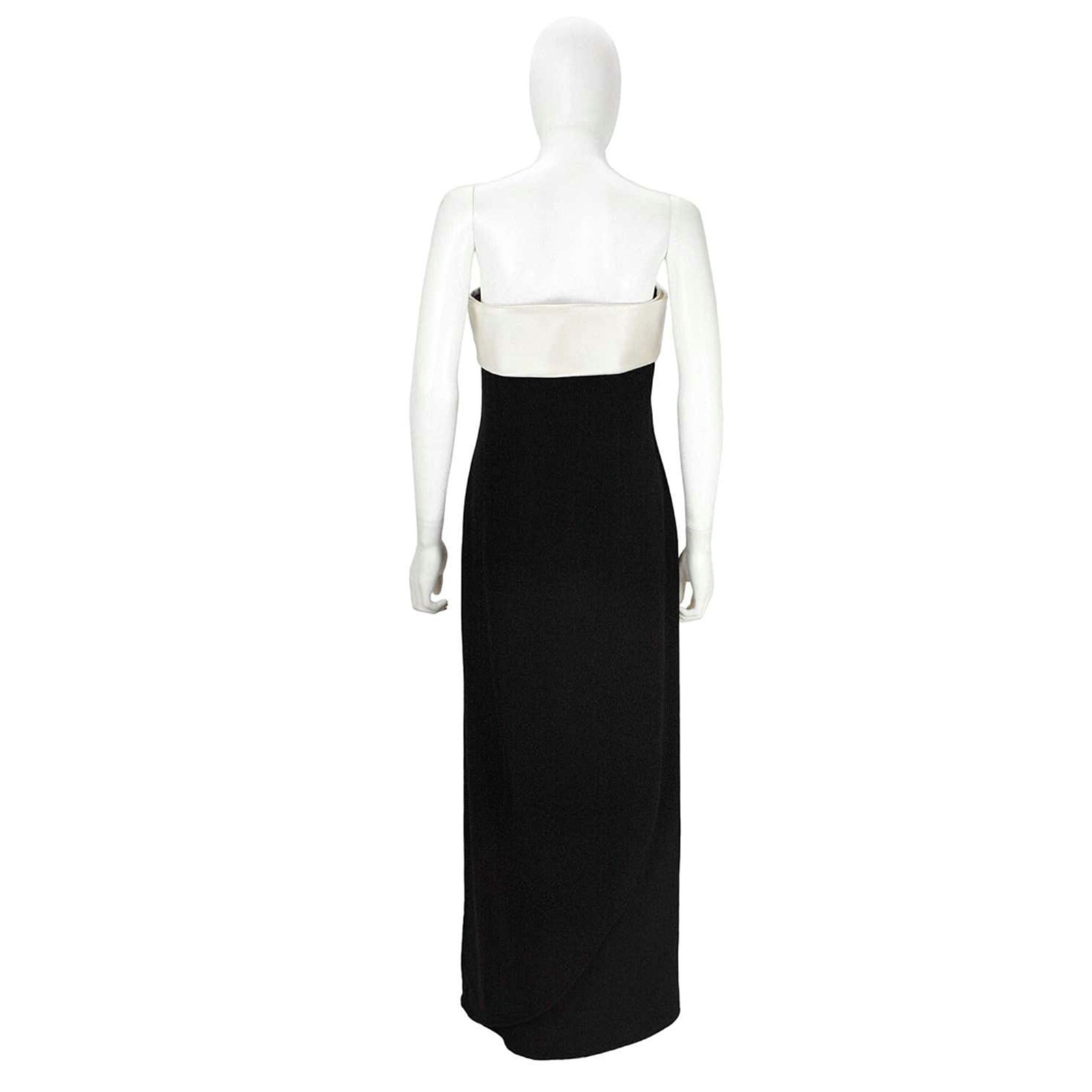 GIORGIO ARMANI Circa 1990s Black Wool Crepe Gown image 6