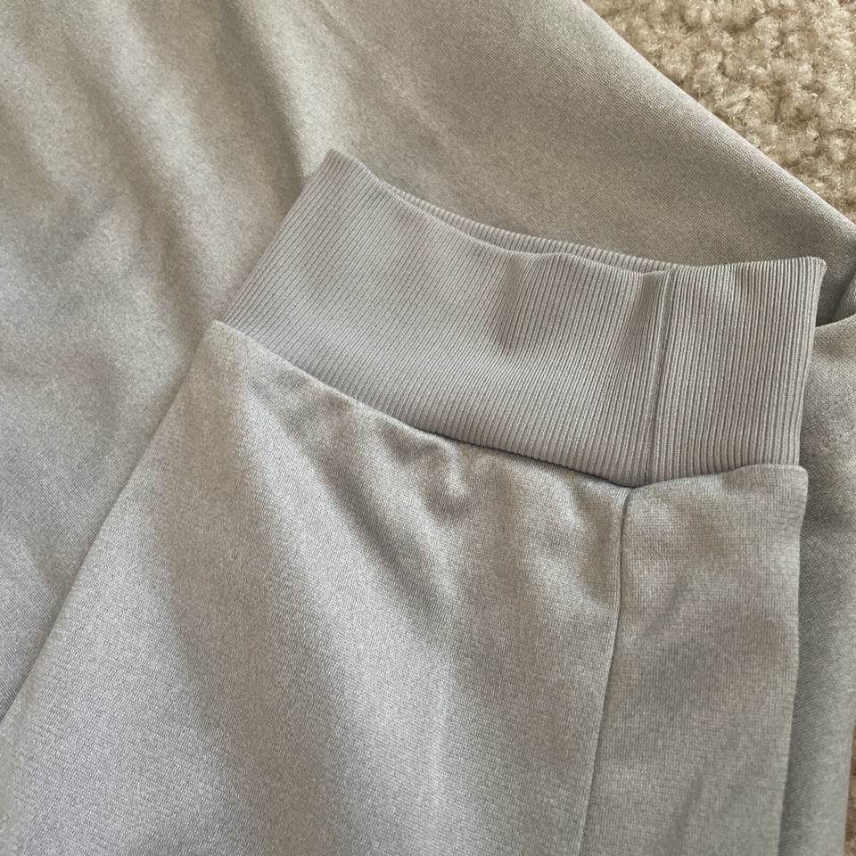 Under Armour Joggers Men's Size L Grey Pants Loose Fit Cold Gear Cuffed